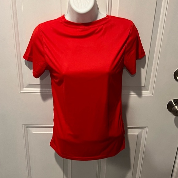 Letaotao Women’s Ready-Set II Short Sleeve Top – Red | Size Small | NWT - Picture 3 of 6